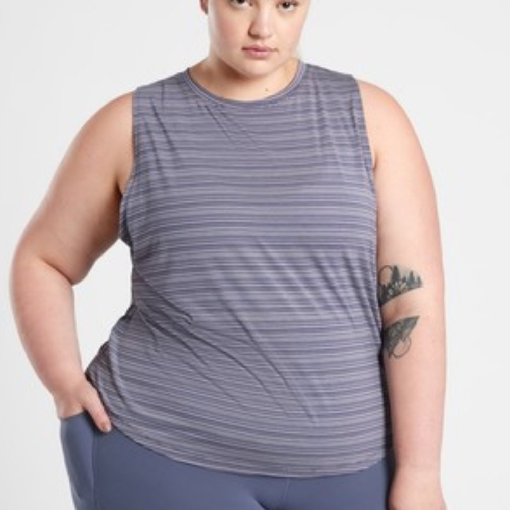 Athleta Cloudlight Striped Muscle Tank Women Plus 1X NEW.        41